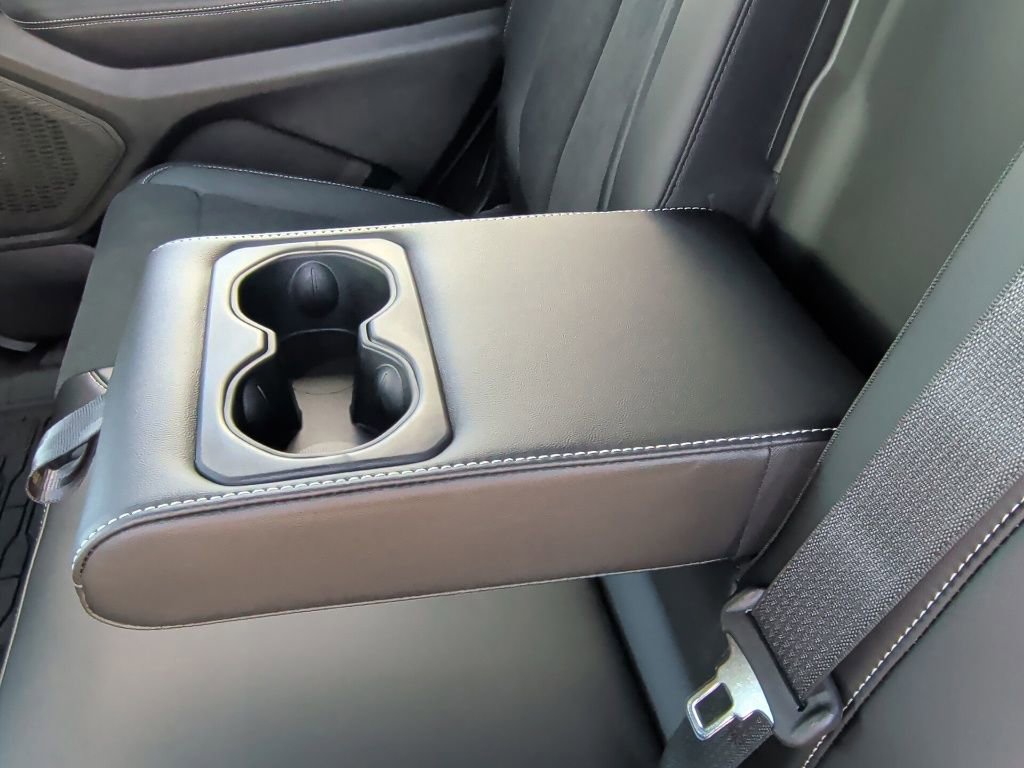 New 2026 Jeep Grand Cherokee L 2WD image 39