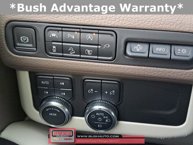 Used 2022 GMC Yukon XL Denali image 24