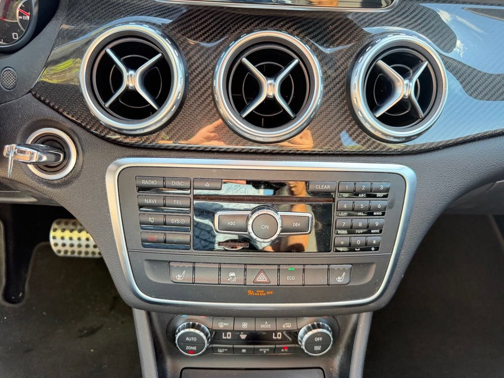 Used 2015 Mercedes-Benz GLA 45 AMG 4MATIC image 20