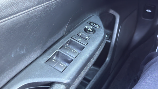 Used 2016 Honda Civic Touring image 11
