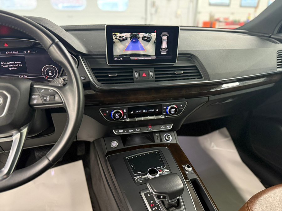 Used 2019 Audi Q5 2.0T Premium Plus w/ Premium Plus Package AWD/4WD image 18