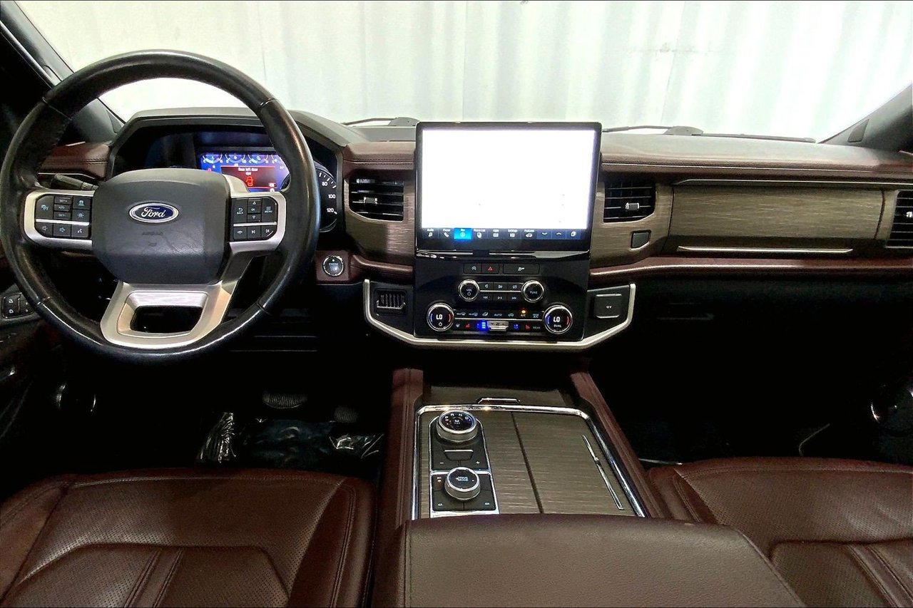 Used 2023 Ford Expedition Max Limited AWD/4WD image 15
