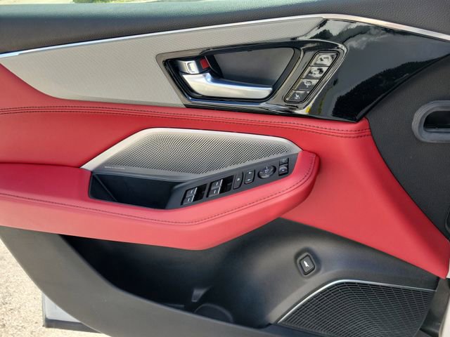 Used 2025 Acura MDX A-Spec image 16