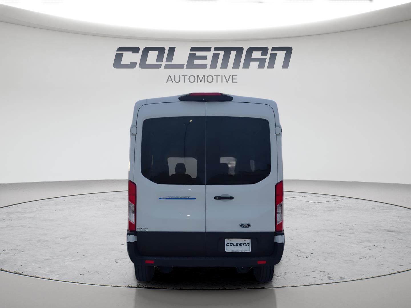 New 2023 Ford E-Transit Medium Roof image 4