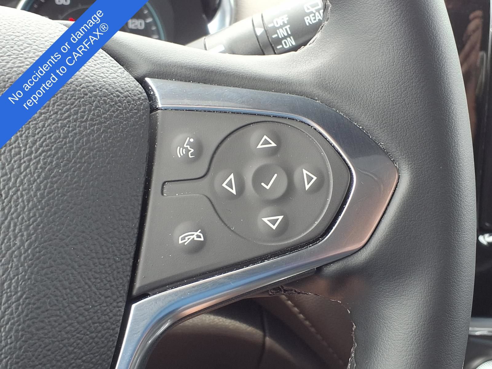 Used 2023 Chevrolet Traverse LT FWD image 28
