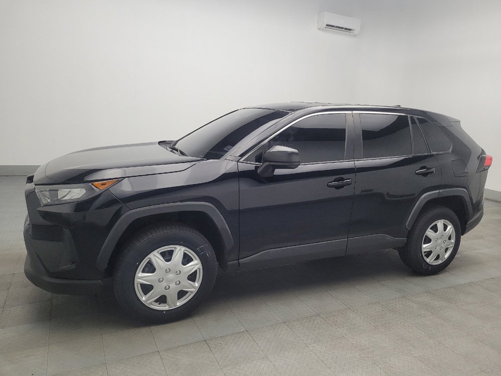 Used 2022 Toyota RAV4 LE image 2