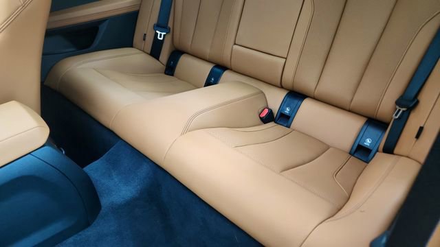 Used 2026 BMW M440i Coupe RWD image 28