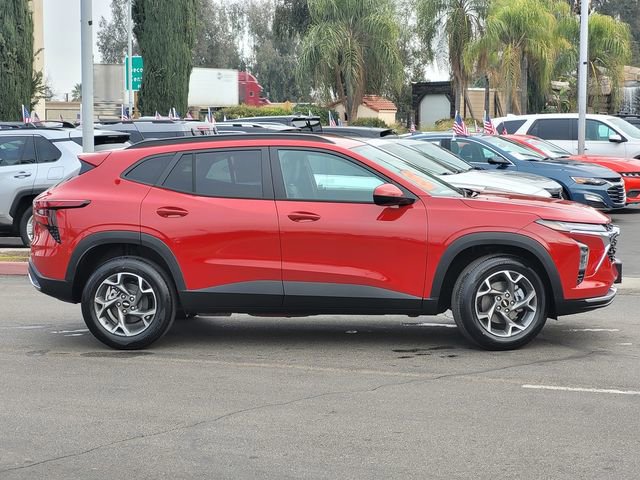 New 2026 Chevrolet Trax LT image 3