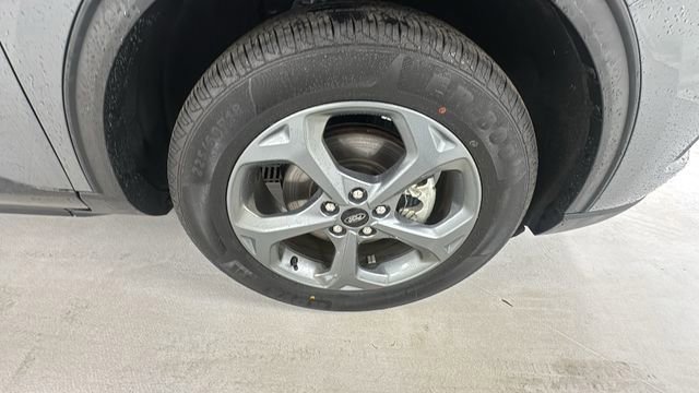 Used 2025 Ford Escape ST-Line Select image 9
