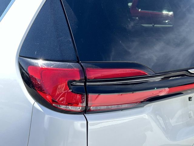 Used 2022 Chrysler Pacifica Touring-L image 5