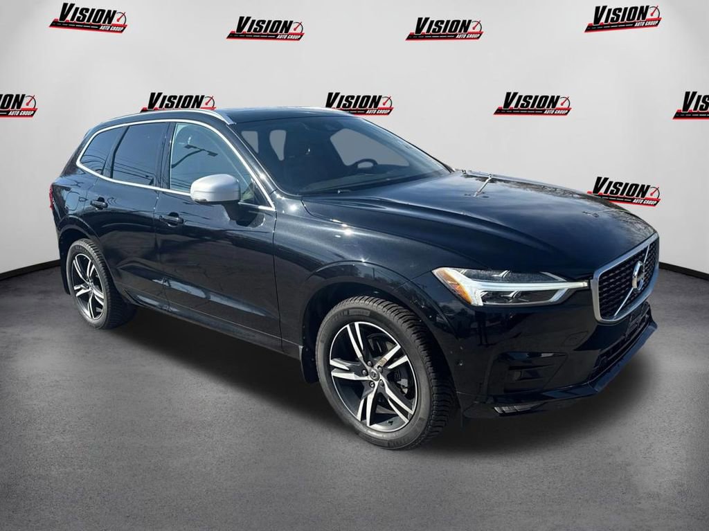 Used 2018 Volvo XC60 T5 R-Design w/ Convenience Package image 3