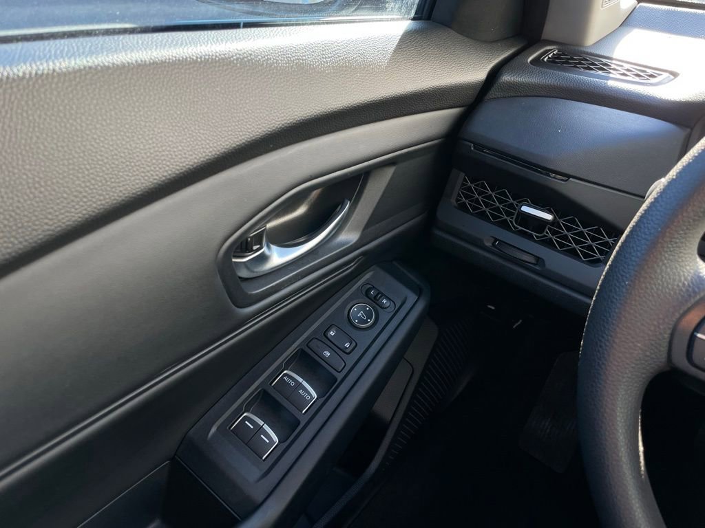 Certified 2025 Honda Accord SE image 22