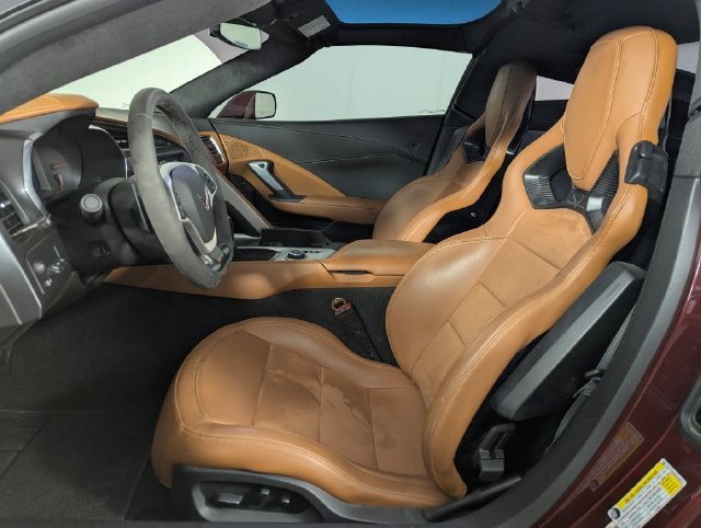 Used 2019 Chevrolet Corvette Z06 RWD image 12