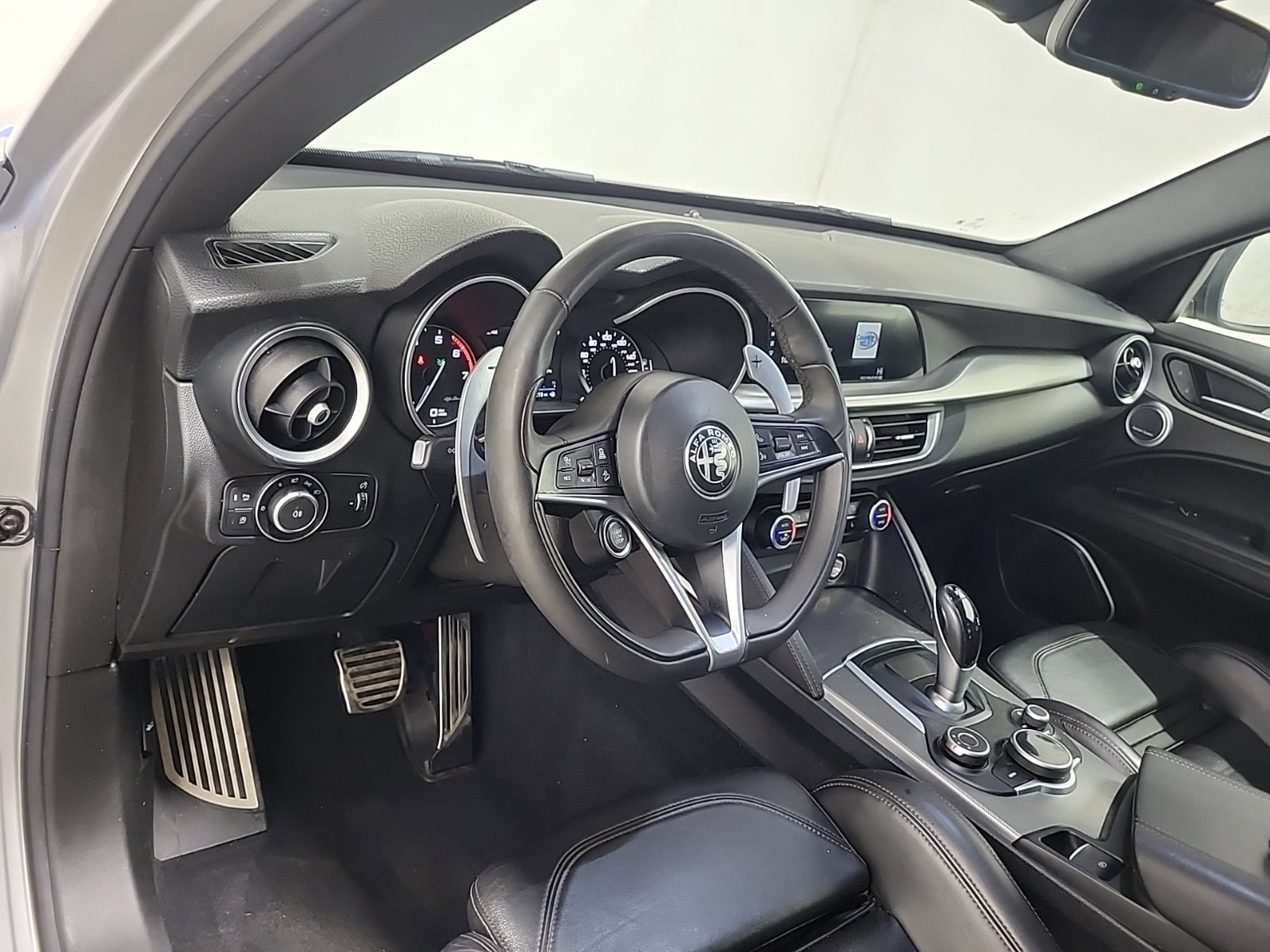 Used 2019 Alfa Romeo Stelvio Ti Sport w/ Quick Order Package 22S Sport image 6