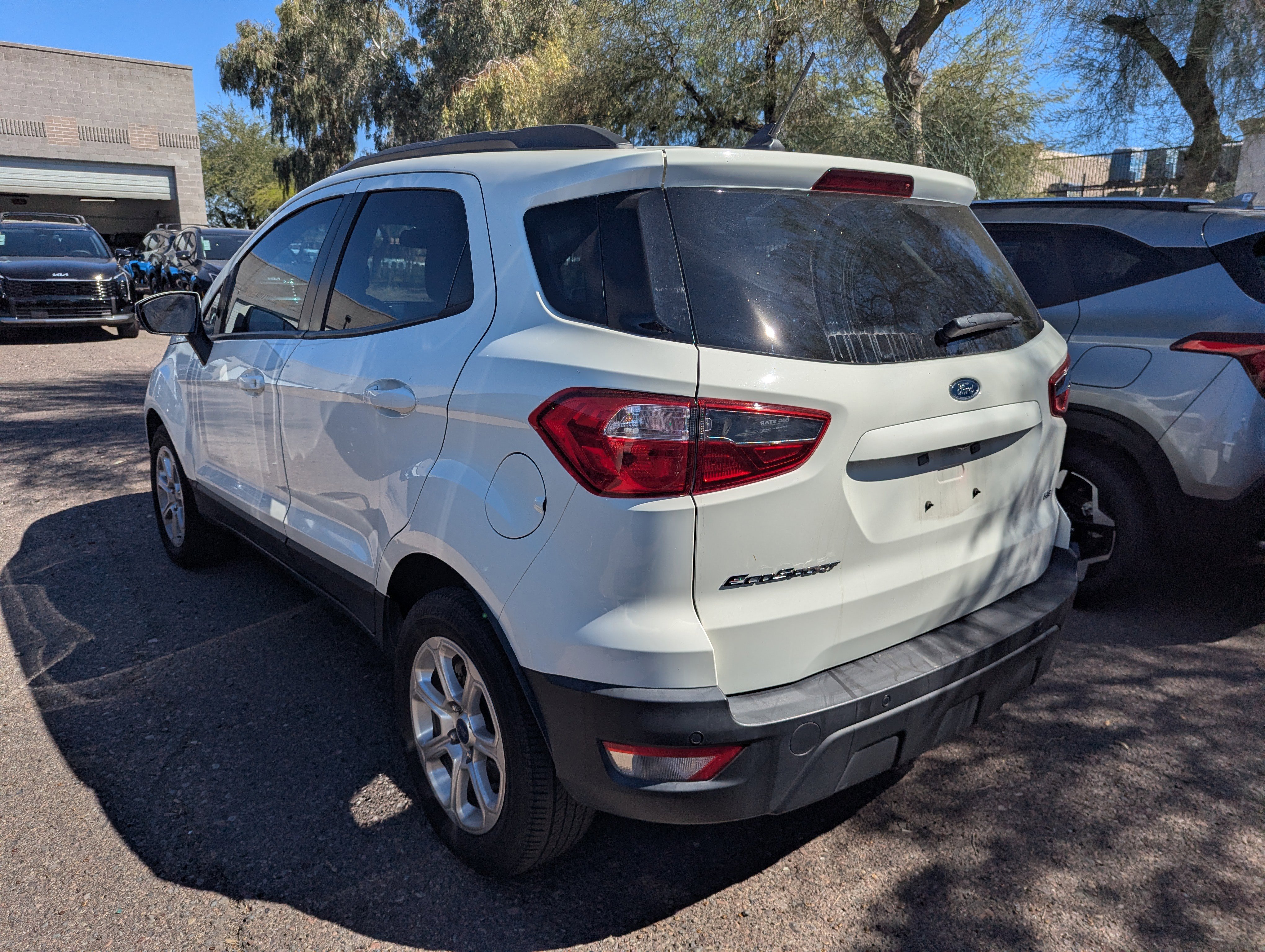 Used 2021 Ford EcoSport SE w/ SE Convenience Package image 4