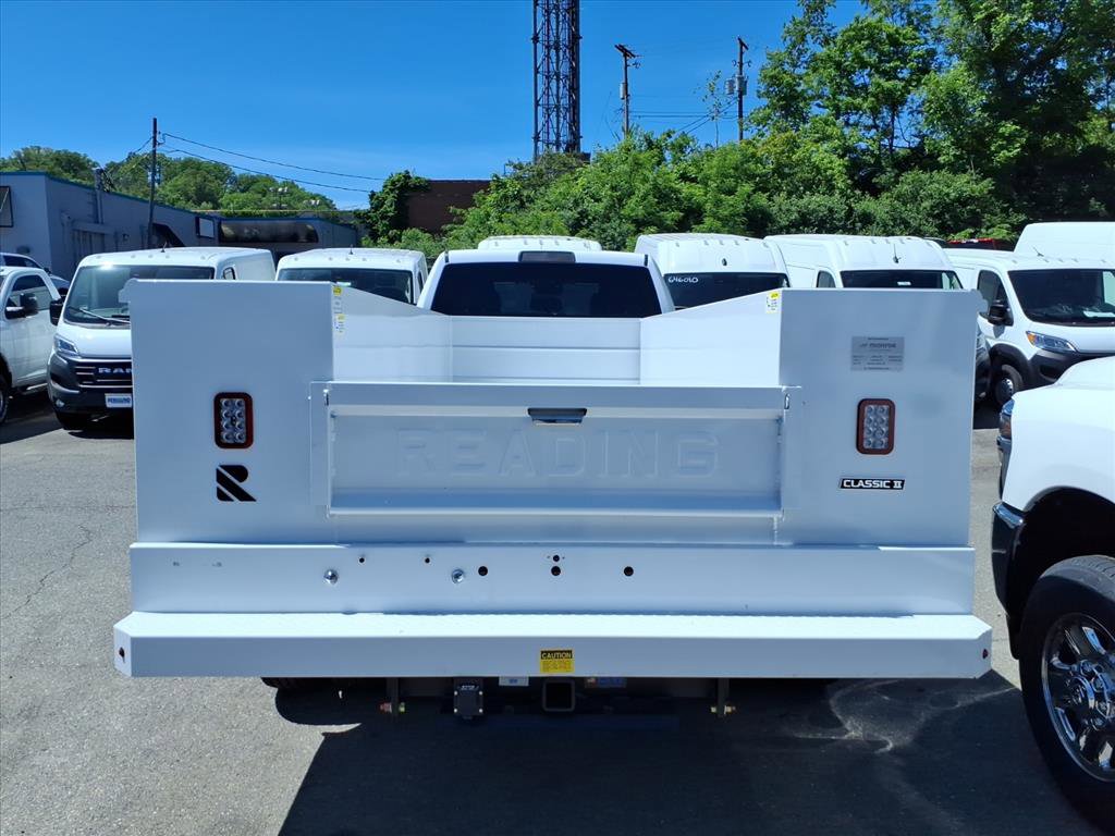 New 2026 RAM 5500 Tradesman w/ Chrome Appearance Group AWD/4WD image 5
