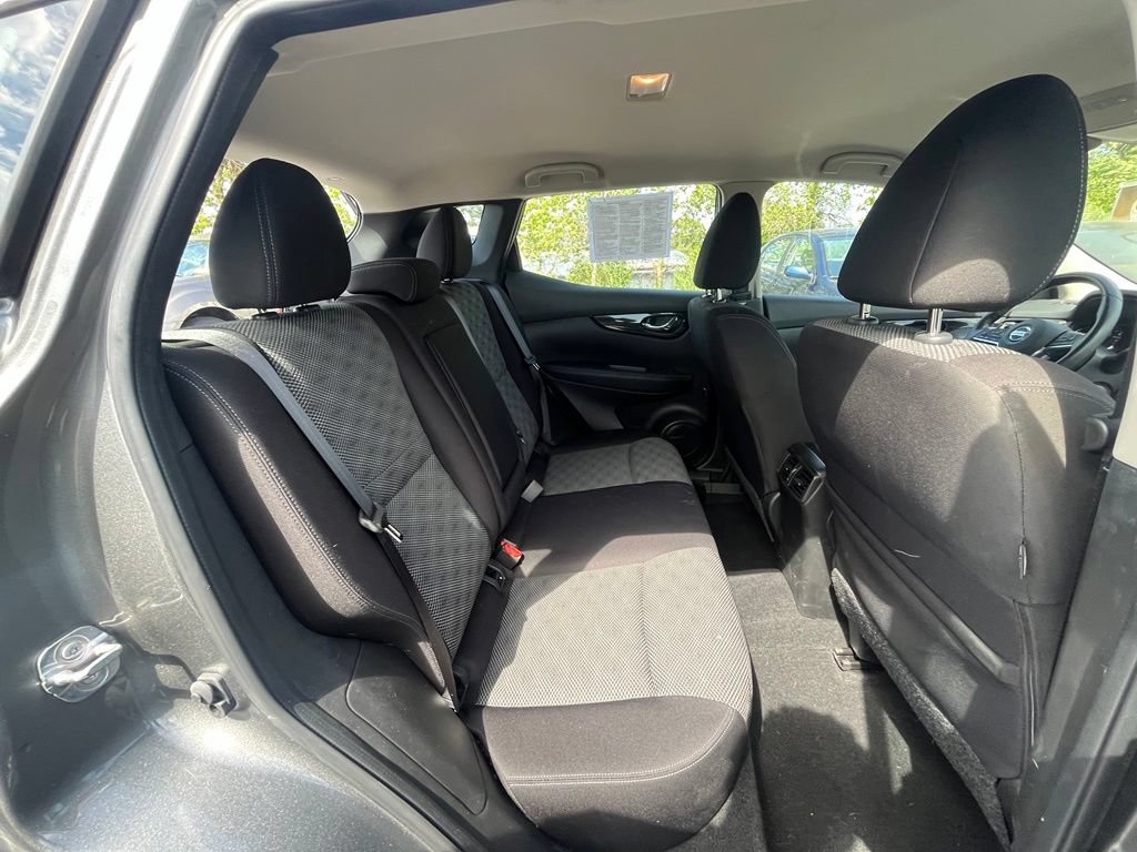 Used 2019 Nissan Rogue Sport SV w/ Technology Package AWD/4WD image 26
