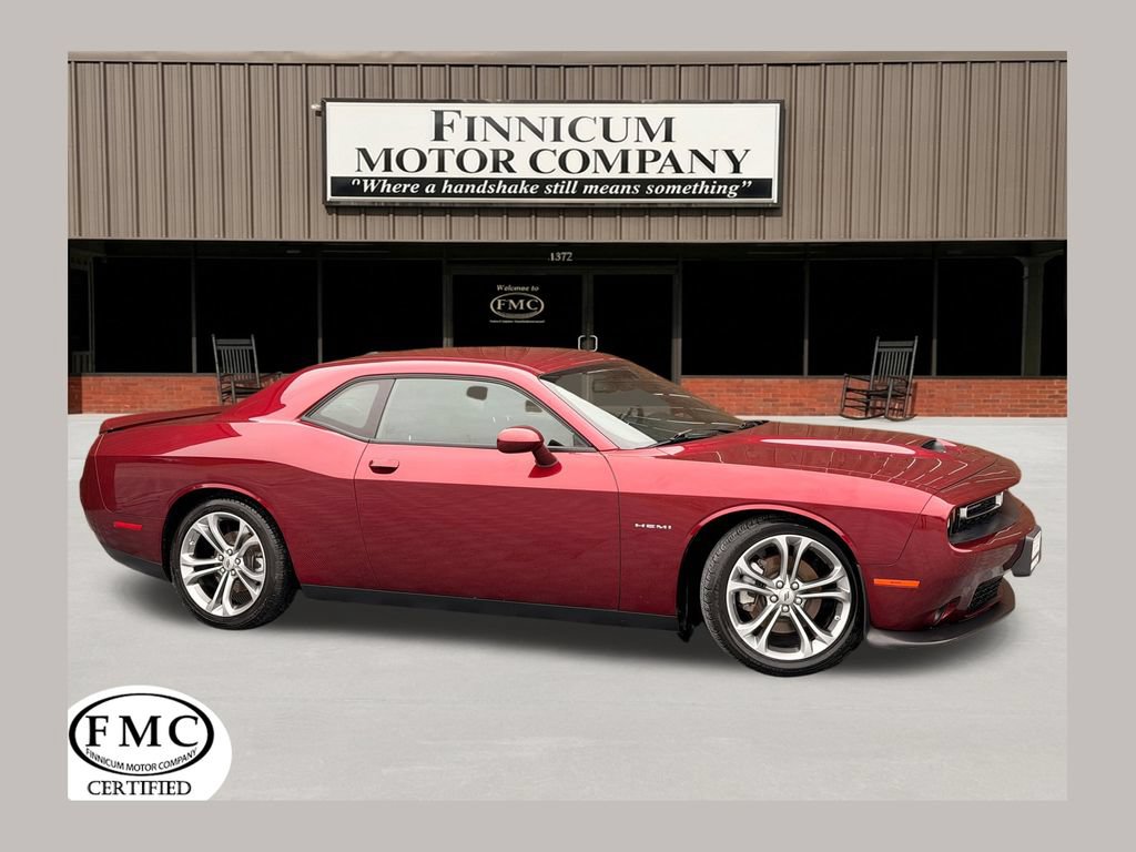 Used 2022 Dodge Challenger R/T RWD video 1