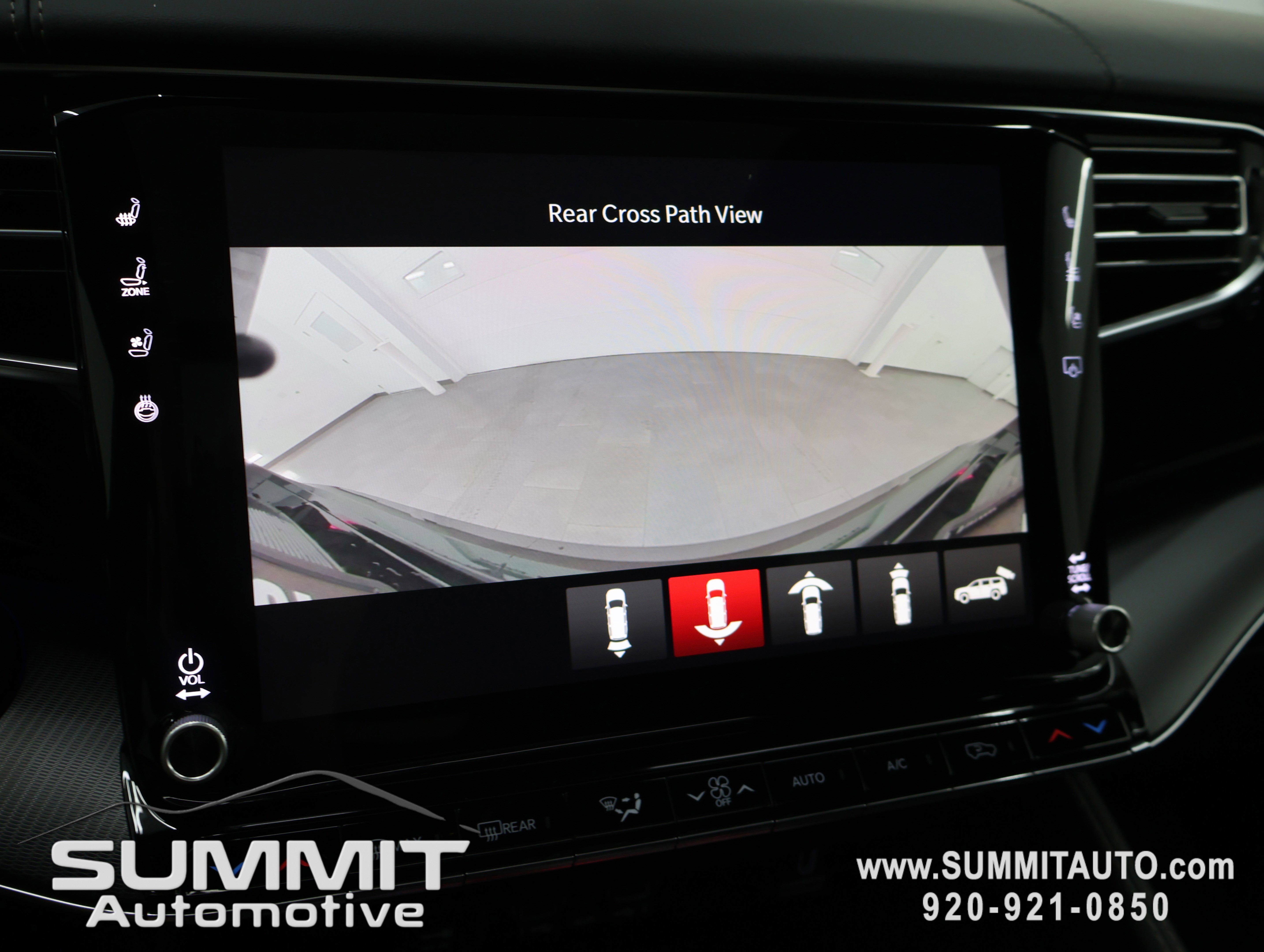 New 2026 Jeep Grand Wagoneer L Summit AWD/4WD image 17