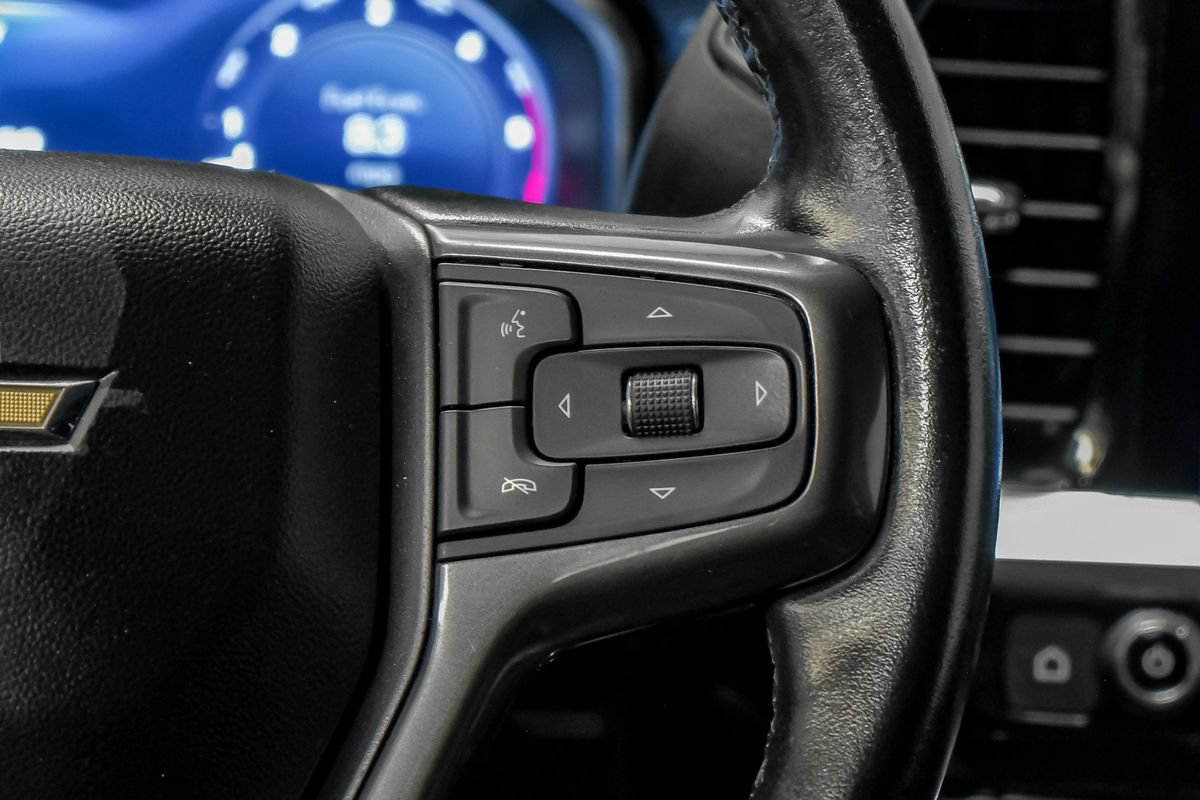 Used 2025 Chevrolet Silverado 3500 High Country w/ High Country Premium Package AWD/4WD image 17