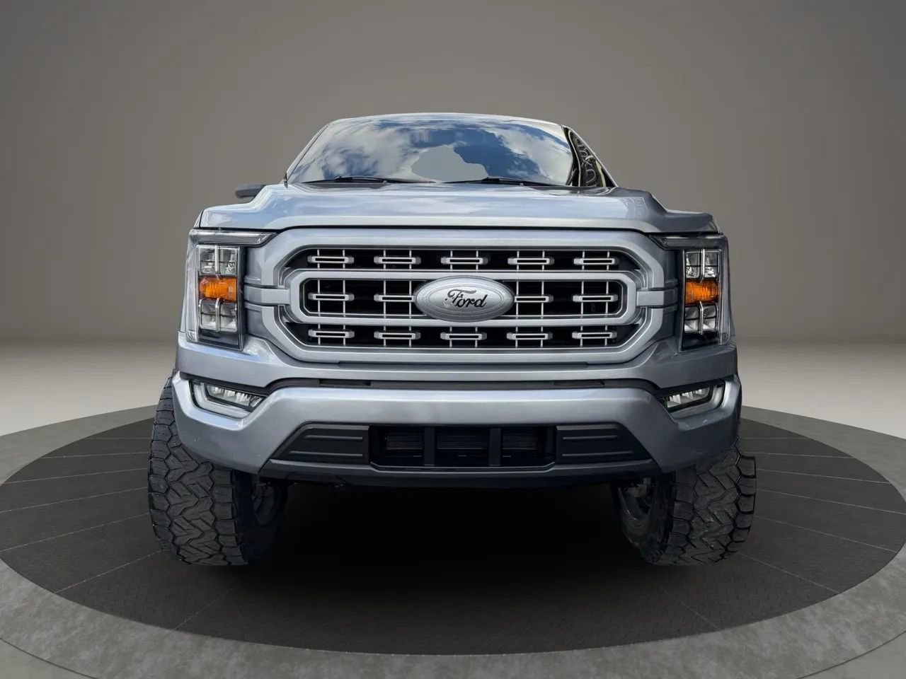 Used 2021 Ford F150 XLT w/ Equipment Group 302A High RWD image 6