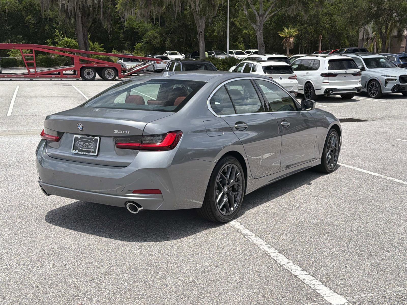 Used 2025 BMW 330i Sedan RWD image 4