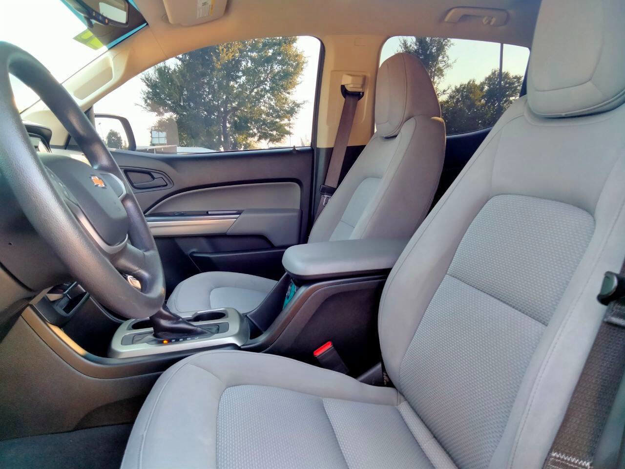 Used 2021 Chevrolet Colorado W/T w/ Custom Special Edition image 10