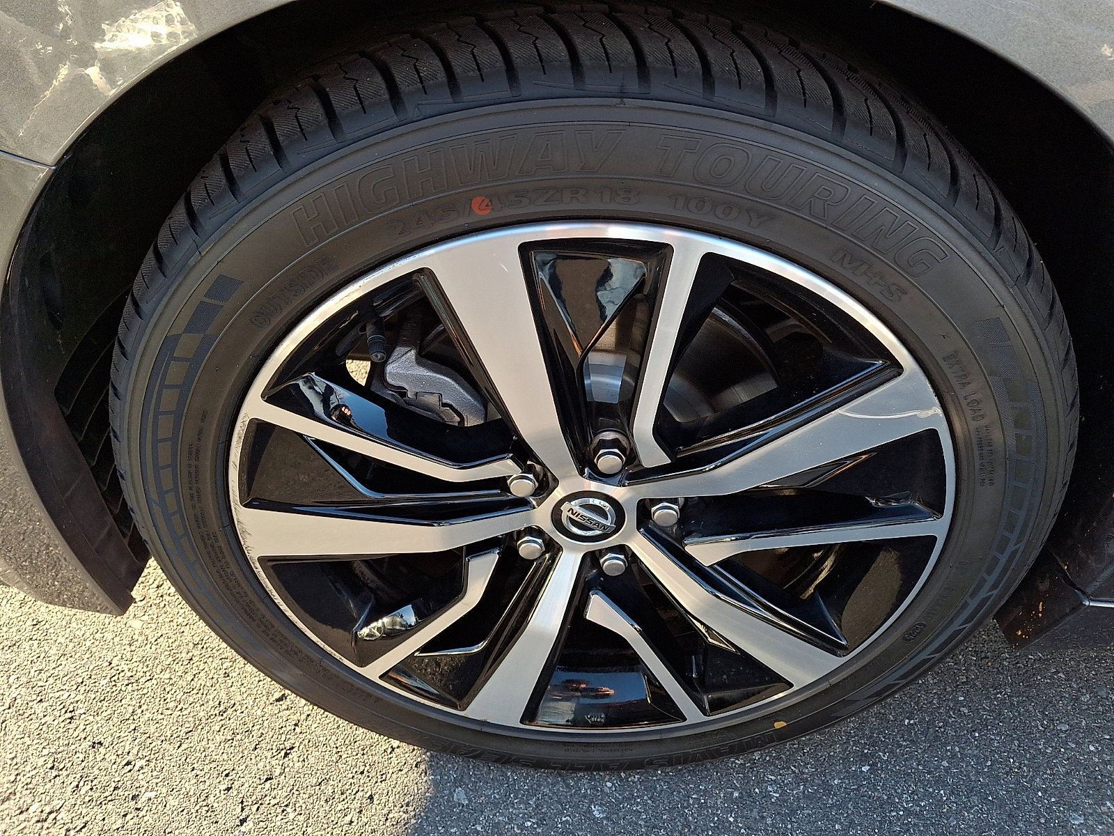 Used 2022 Nissan Maxima SV w/ Floor Mat Group image 28