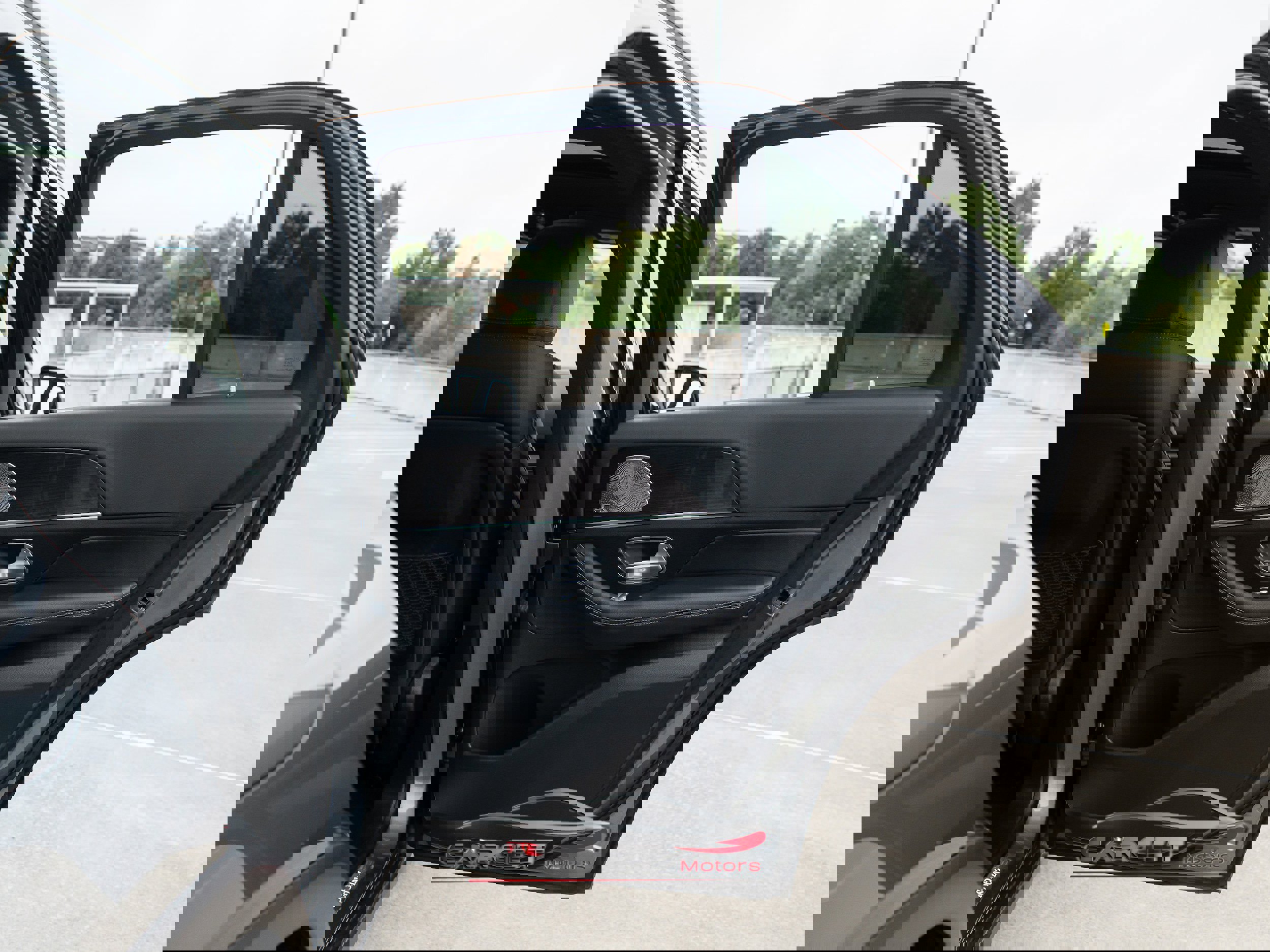 Used 2021 Mercedes-Benz GLE 350 4MATIC w/ Premium Package image 41