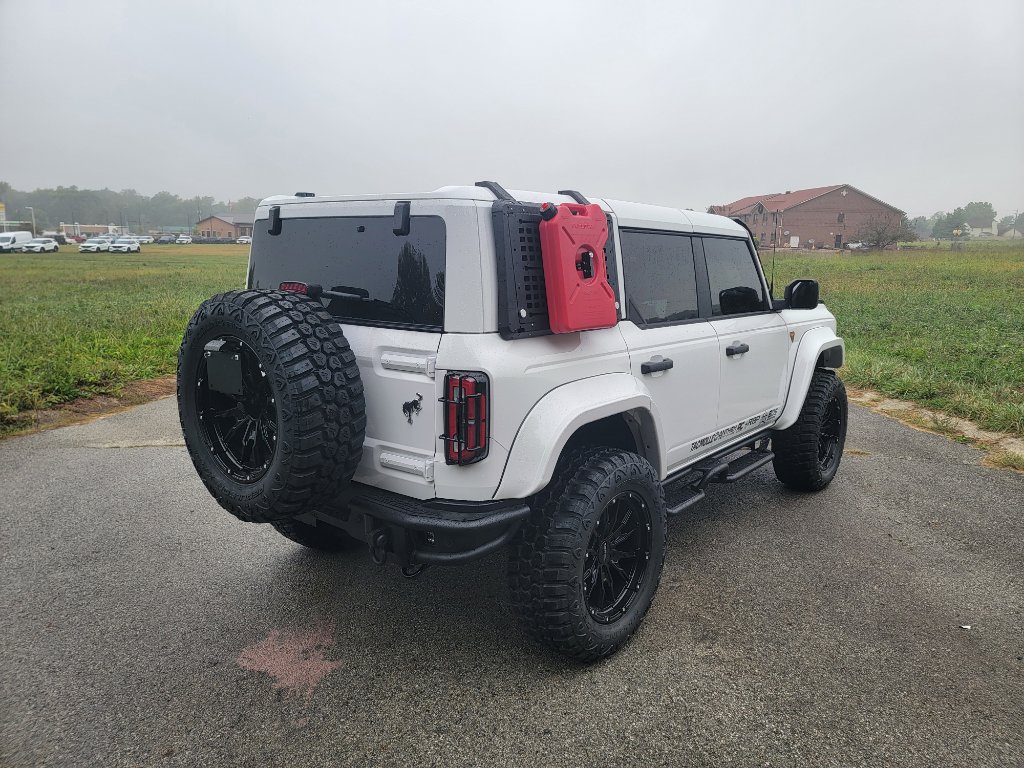 New 2025 Ford Bronco Badlands image 15