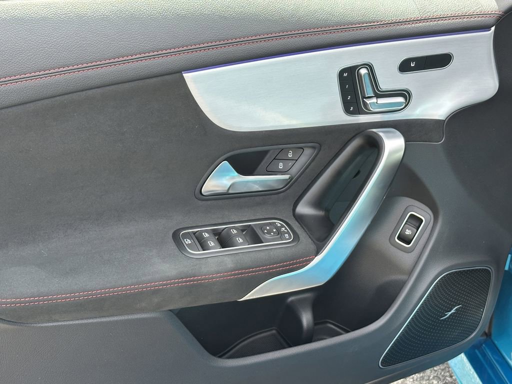 Certified 2025 Mercedes-Benz CLA 250 4MATIC image 11