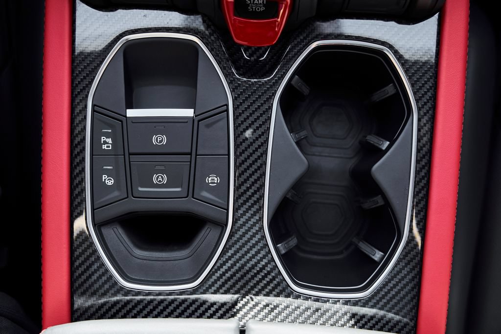 Used 2025 Lamborghini Urus S AWD/4WD image 65