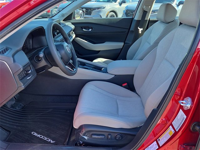 New 2025 Honda Accord SE image 4