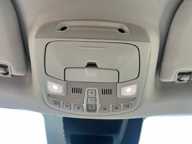 Used 2019 Ford Expedition Limited w/ Equipment Group 302A AWD/4WD image 35