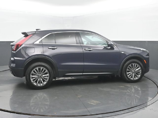 Certified 2025 Cadillac XT4 Premium Luxury FWD image 6