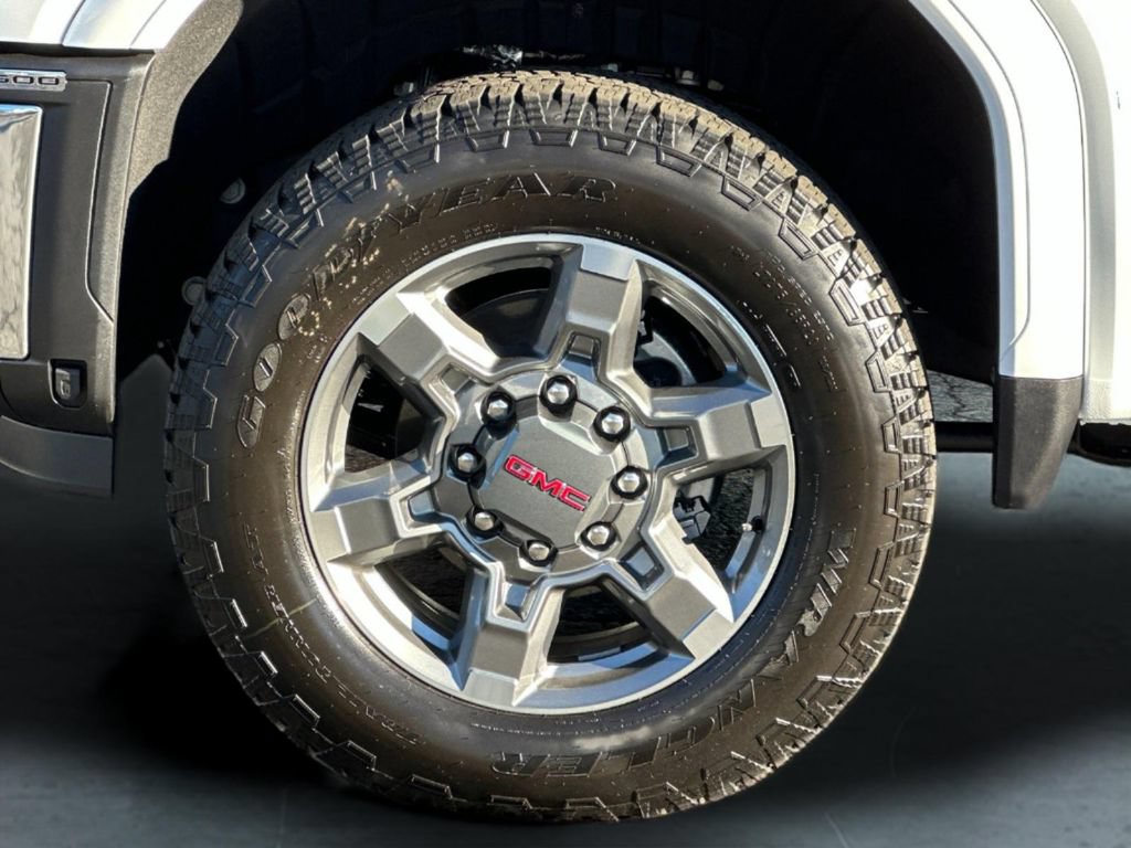 New 2026 GMC Sierra 2500 SLT w/ SLT Premium Package AWD/4WD image 31