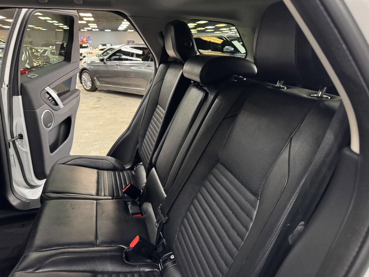 Used 2021 Land Rover Discovery Sport S image 44