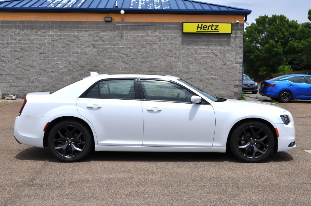 Used 2023 Chrysler 300 S w/ Comfort Group RWD image 25