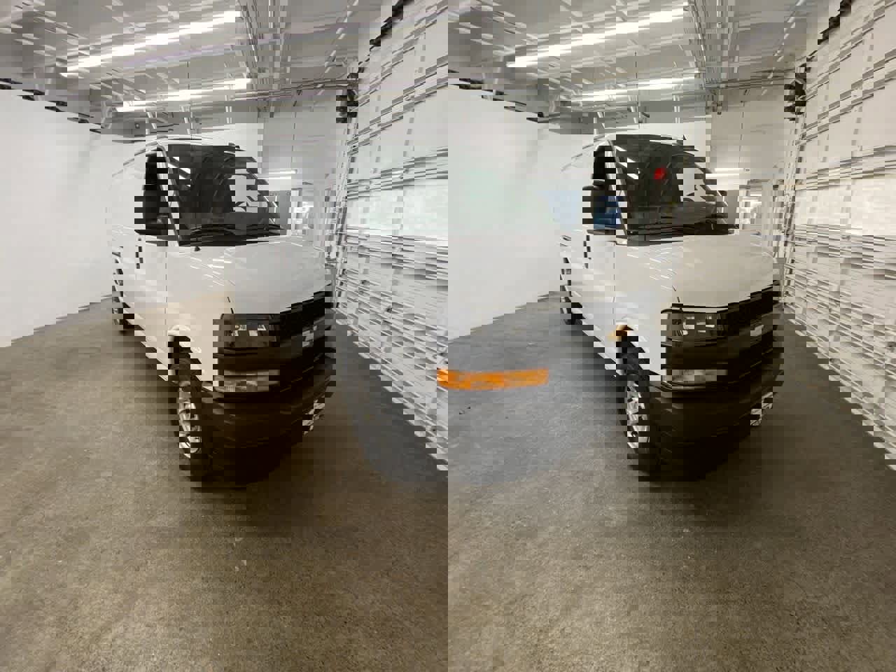 Used 2025 Chevrolet Express 2500 Extended w/ Driver Convenience Package image 8