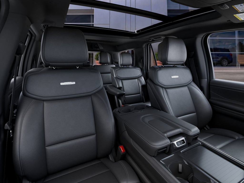 New 2027 Ford Expedition Platinum w/ Stealth Performance Package AWD/4WD image 10