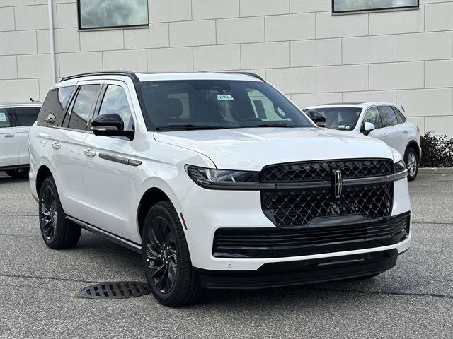 New 2027 Lincoln Navigator Reserve w/ Jet Appearance Package AWD/4WD image 22