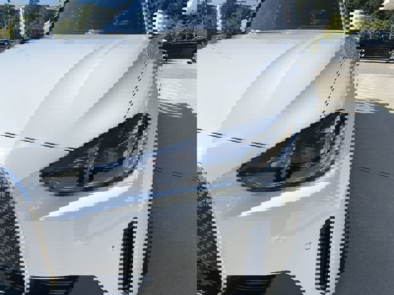 Used 2025 BMW i4 eDrive40 w/ Premium Package image 11