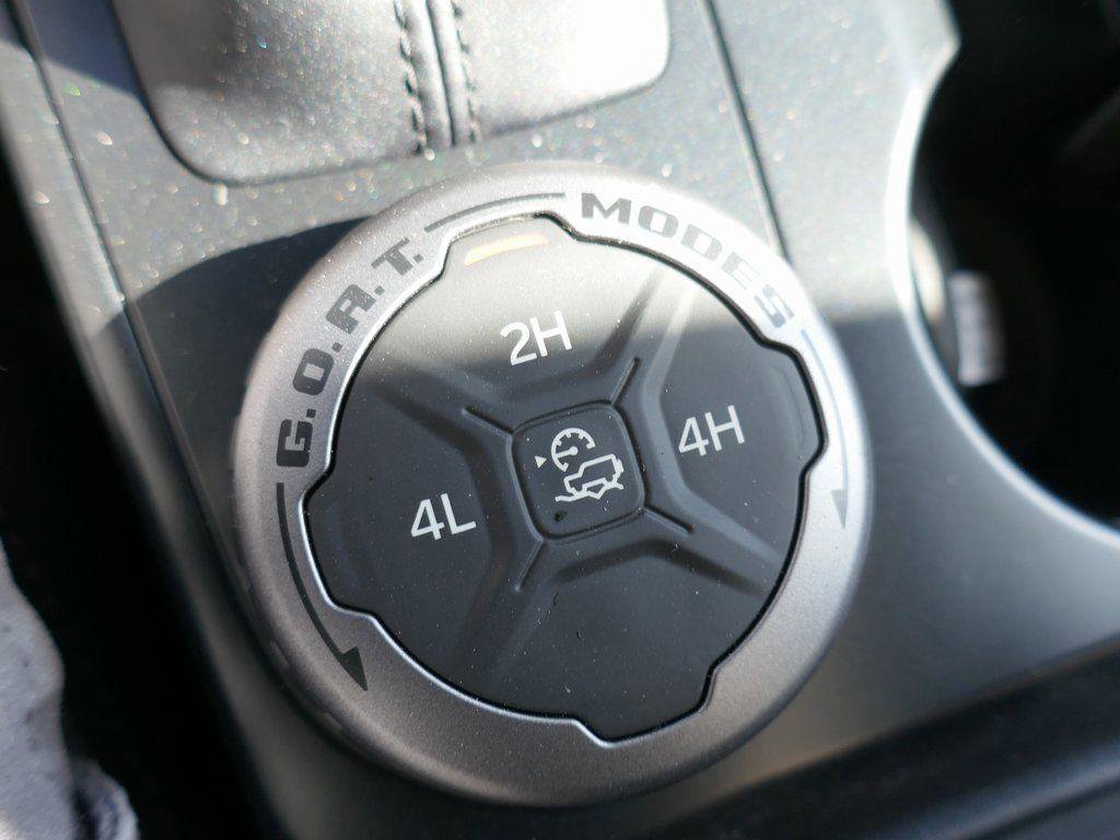 New 2026 Ford Bronco 4-Door image 17