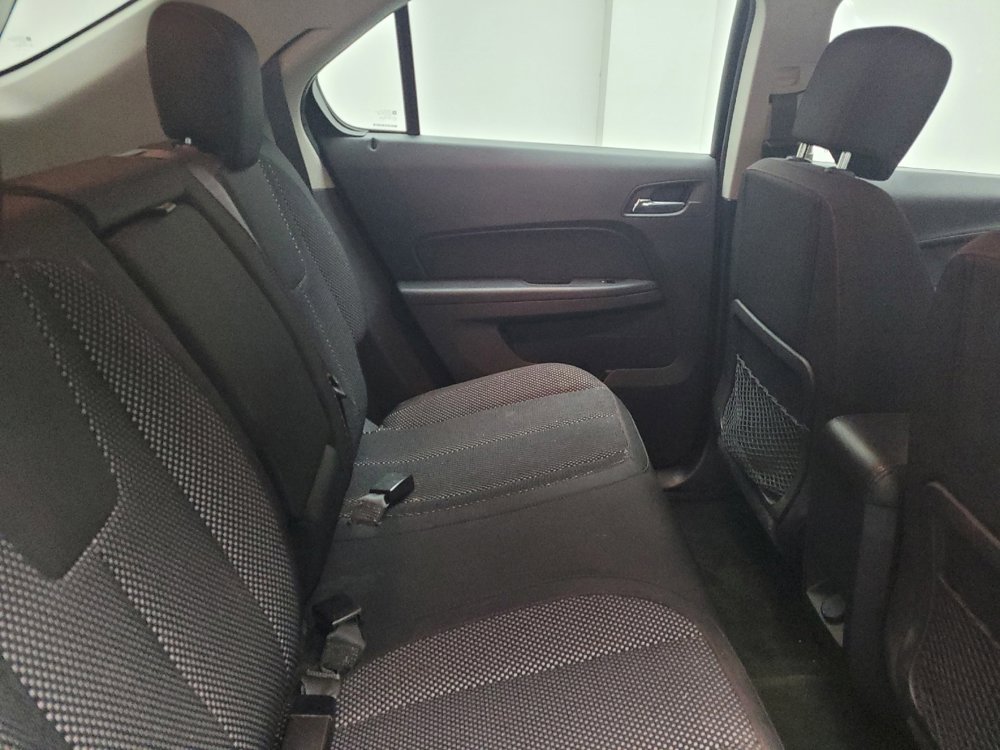 Used 2017 Chevrolet Equinox LS FWD image 19