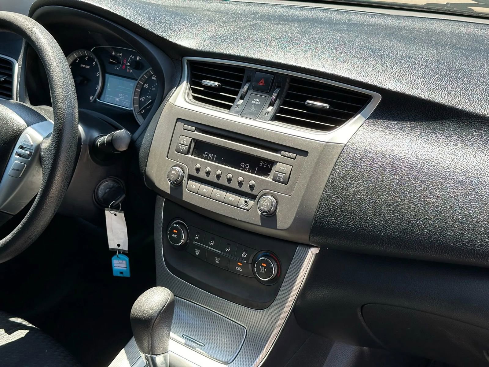 Used 2013 Nissan Sentra SR w/ Protection Pkg FWD image 28