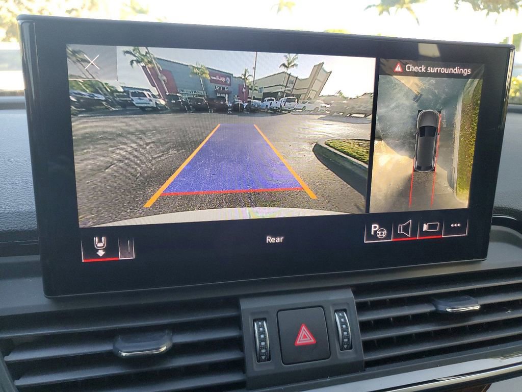 Used 2021 Audi Q5 Prestige w/ Prestige Package image 28