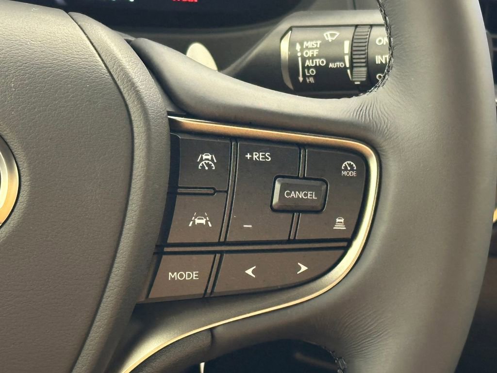 New 2026 Lexus UX 300h AWD image 31