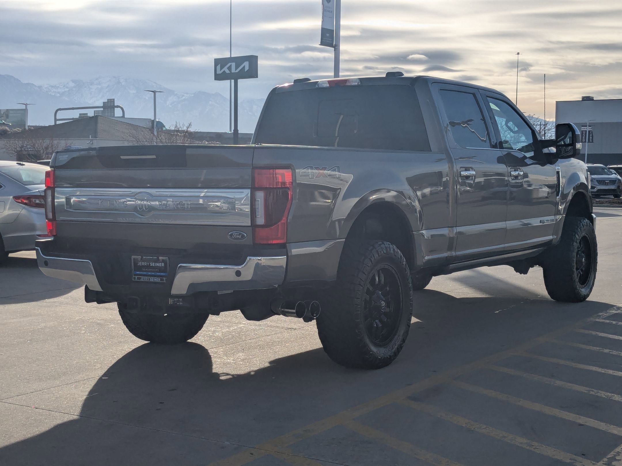 Used 2022 Ford F350 King Ranch w/ King Ranch Ultimate Package image 6