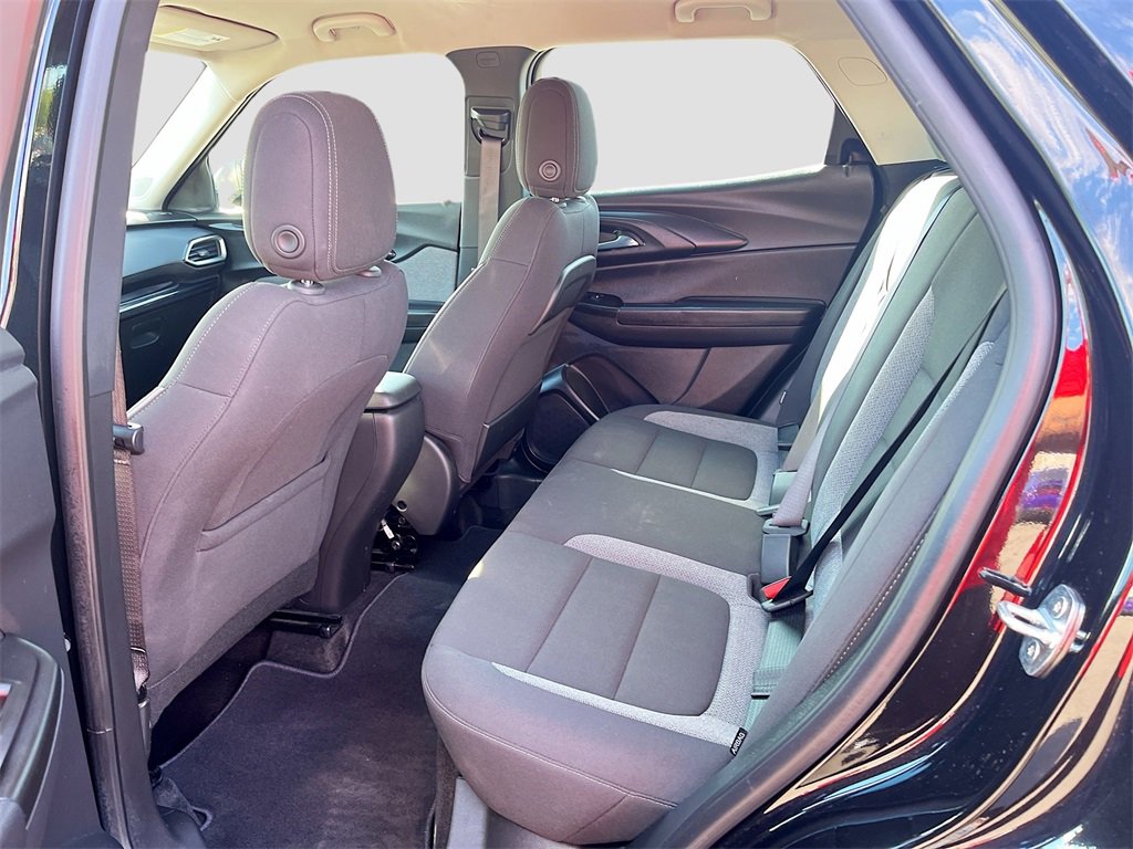 Used 2023 Chevrolet TrailBlazer LS image 23