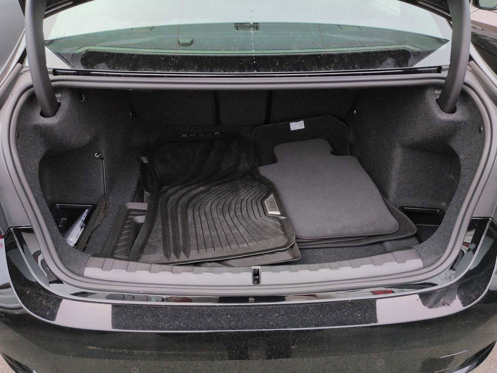 Used 2026 BMW 330i xDrive Sedan w/ Convenience Package image 35